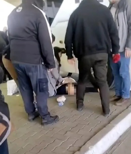 Edirne'de yanlış vites hatası can aldı: Otobüs, yedek şoför ile muavine çarptı! 1 ölü, 1 yaralı